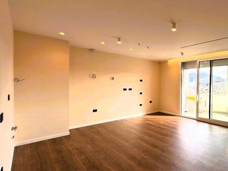 ambient zyrash, tek River Residence!