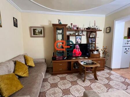 Tek Vasil Shanto, Shitet Apartament 2+1 Ideal per Banim!!!