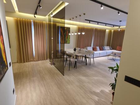 🏡 Apartament Luksoz me Qira – Kopshti Sekret