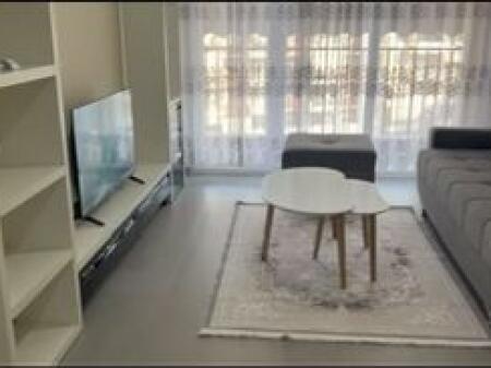 Apartment 1+1 ne super lokacion afer rrethit te Astirit