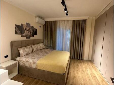 Apartament 2+1 per qira ne Shkoze, Kompleksi Tom Doshi 600 € /Muaj