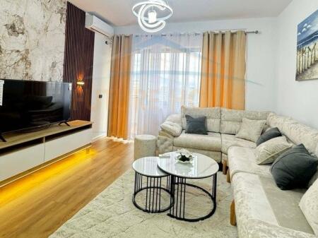 Shitet , Apartament 2+1+2 Unaza e Re , Tirane
