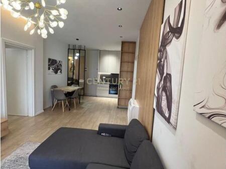 Appartamento 2+1+2 in affitto presso Garden Building Residence, Via Kavajës! 1.500 € /Mese Sup. Totale 110m2