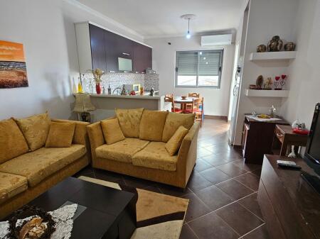 Ne Fresk Shitet Apartament 2+1 I Mobiluar!