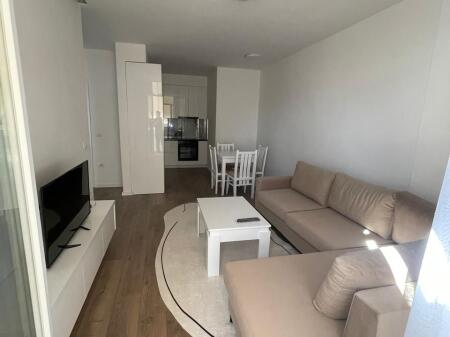 APARTAMENT 1+1 ME QERA NE ASTIR