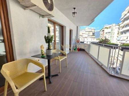 Apartament 2+1 + Post Parkimi ne Bllok.