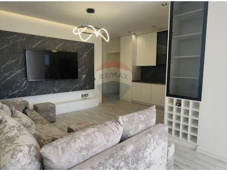 Apartament 3+1+2+2Poste Pakimi - Për Qira - Kompleksi Delijorgji