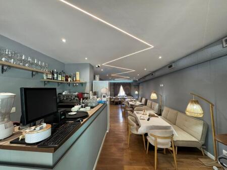 Sale, Bar - Restaurant Business, Tirana, Paris Commune.