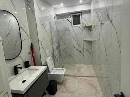 Affittasi appartamento 1+1 vicino alla Rotonda dell'Uccello Nero