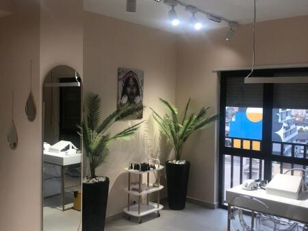 shitet apartament 3+1 prane viles Gold