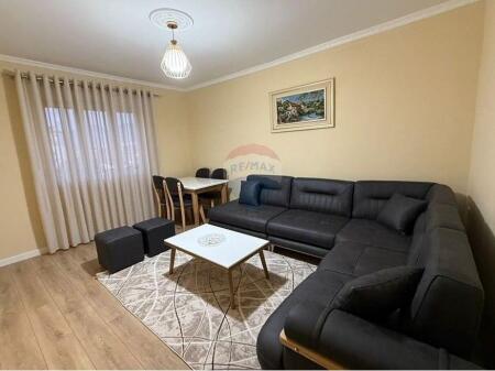 Apartament - Për Shitje - Rruga Ali Demi, Tiranë ID: 530551001-278