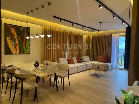 Apartament luksoz 3+1+4+2 Poste parkimi per qira ne Rezidencen Secret Garde 3,000 € /Muaj Sip. Totale  200m2