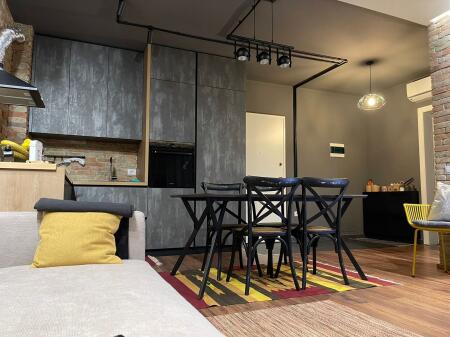 jepet me qera apartament 1+1+parkim