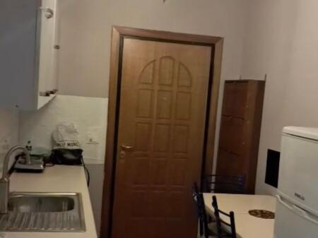 Ne rrugen Myslym Shyr Jepet garsoniere me qira