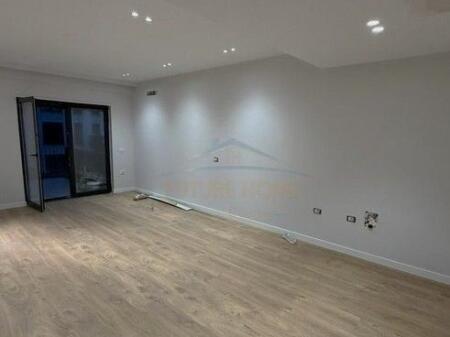 Shitet, Apartament 1+1 në Kodra e Diellit 2.