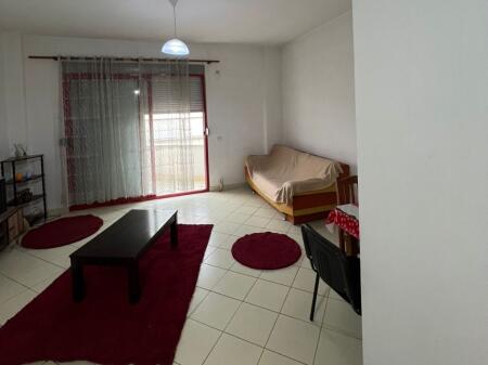 Affittasi appartamento 1+1 a Kthesa e Kamzës!