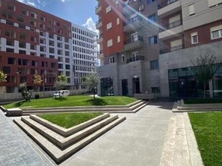 COMMERCIAL SPACE FOR SALE! ASTIR.