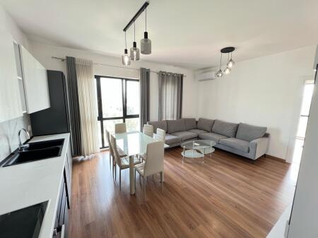 📣 QERA SUPER Apartament 1+1 📍 Kompleksi Farmacia 10 🛣️ Rruga e "Dibres" ✨   🏢 Ndertim i Ri  🪜 Kati 10 (Me Ashensor)  🛋️ Mobiluar Me Kushte Bashkekohore   💶 Cmimi 600 Euro