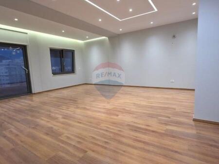 Zyrë - Për Shitje - Sheshi Karl Topia, Tiranë ID: 530221066-252