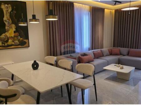 Apartament Luksoz për Qira – Kopshti Sekret!