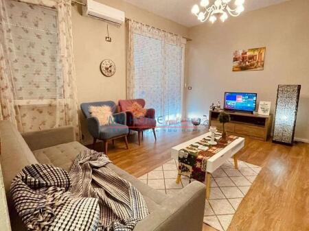Apartament 1+1 me qera tek Pazari i Ri ne Tirane