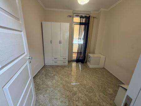 Apartament 2+1, Fusha Aviacionit!