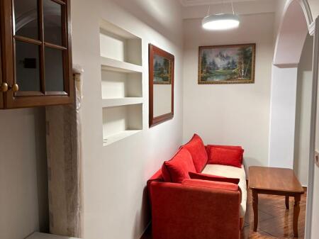 Appartamento 1+1+Balcone in affitto in Via 5 Maj!!!