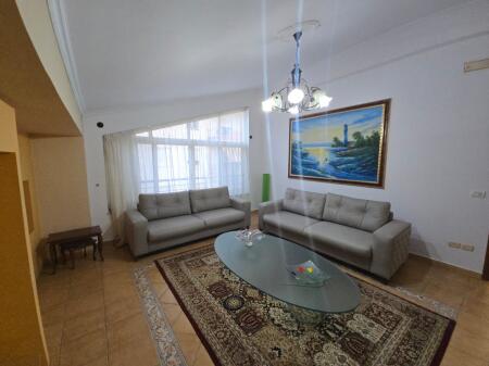 JEPET ME QERA APARTAMENT 2+1+2 TEK ISH FABRIKA E BUKES DURRES