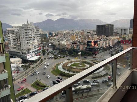 Jepet me qira ambient per zyre tek Ring Center !