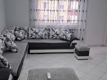 Appartamento 2+1 in affitto ad Astir.