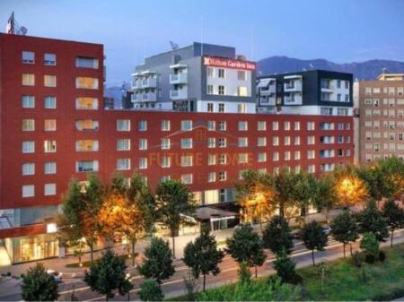 Qira, Ambient per zyra, Hilton Garden Inn Tirana