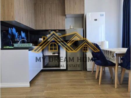 Apartament 1+1 me Pamje Deti në Shkëmbi i Kavajës!