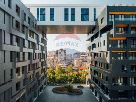 WAREHOUSES FOR RENT at Square 21