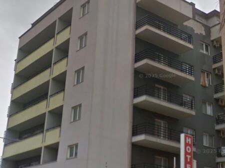 NE SHITJE 1+1+ +BALLKON HOTEL NGA DETI VIVAS