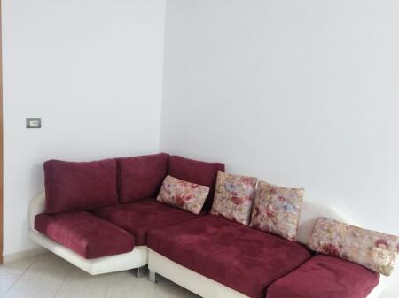 Jepet Me Qera Apartament 2+1+1 Post Parkimi