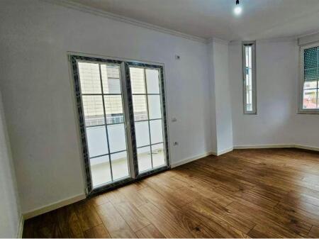 APARTAMENT 2+1+2 PER SHITJE TEK RRUGA E BOGDANEVE!