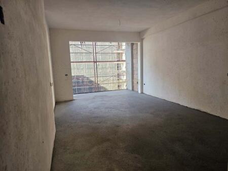 Apartment 2+1+2 for sale near Globe, Riverside Residence