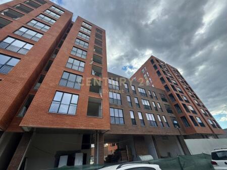 APPARTAMENTO 2+1+2, IN VENDITA SU SIRI KODRA ROAD