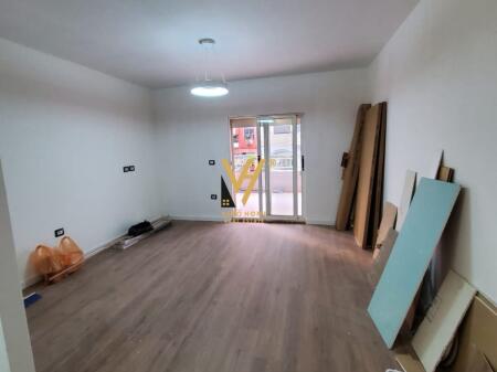 SHITET APARTAMENT 1+1 TE KOMUNA E PARISIT 190.000 EURO