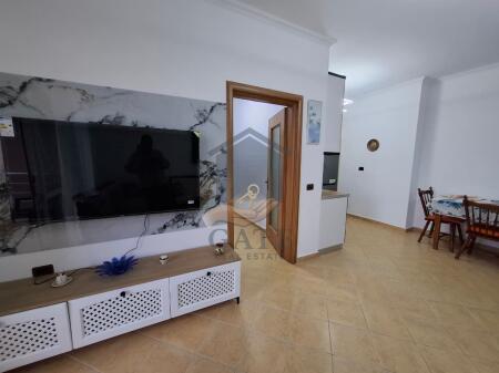 Apartament 2+1 me qira – Plazh Ilira, kati i 7 me ashensor