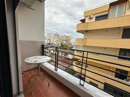 JEPET ME QERA APAERATAMENT 1+1 NE PLAZH!