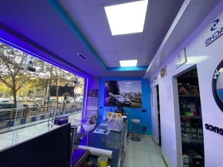 LAPRAKE VICINO ALLA STRADA PRINCIPALE VENDIAMO UNITA' COMMERCIALE 262,400 €