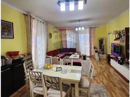Apartament - Për Shitje - Liqeni I Thatë, Tiranë