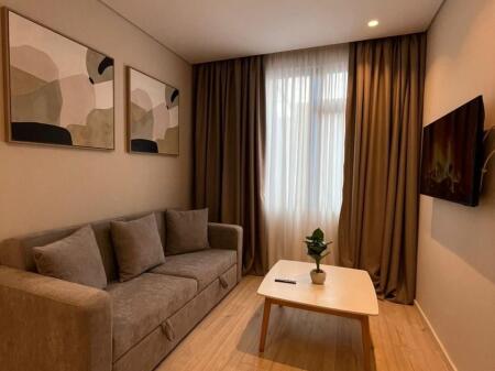 Vicino a SELVISE, Liceo Partizani vendiamo: 3 appartamenti