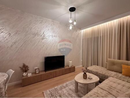 Jepet me qira apartament 2+1 në Qëndër