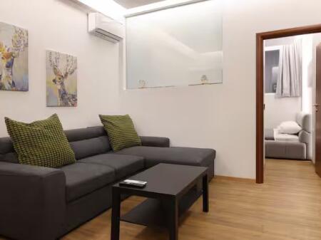 Apartament Me Qera 2+1 tek Medreseja (ID B221379) Tirane