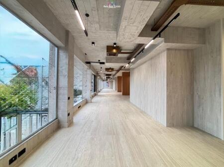 Zyre Me Qera Tek Delijorgji (ID BZ2756) Tirane