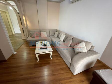 Apartment 1+1 for rent at Shkolla e Kuqe in Tirana