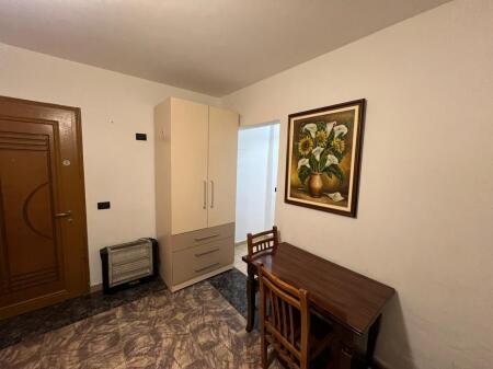 Jepet Gazonier me Qera tek Rruga e Kavajes