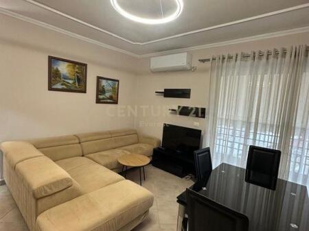 KRISTAL CENTER, APPARTAMENTO 2+1 IN AFFITTO 630 € /Mese Sup. Totale 80m2